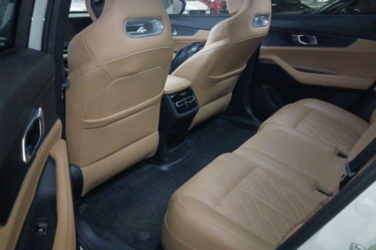 Used Changan UNI-K 2021 2.0T All-Wheel Drive Prestige Version
