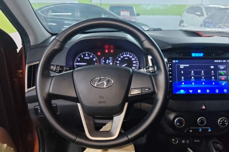 Used Hyundai ix25 2015 1.6L Automatic Two-Wheel Drive Smart GLS Trim
