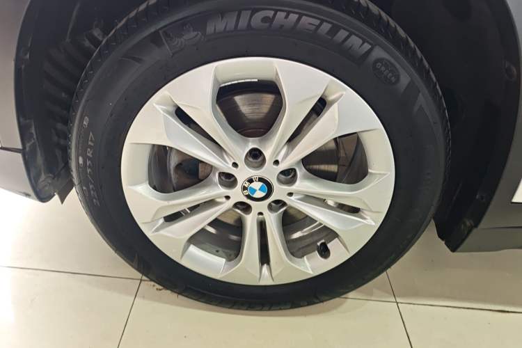 Used BMW X1 2016 sDrive18Li Premium Edition Left Front Wheel Hub