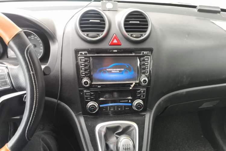 Used Haval H6 2015 Upgraded Model 1.5T Manual Two-Wheel Drive Elite Version