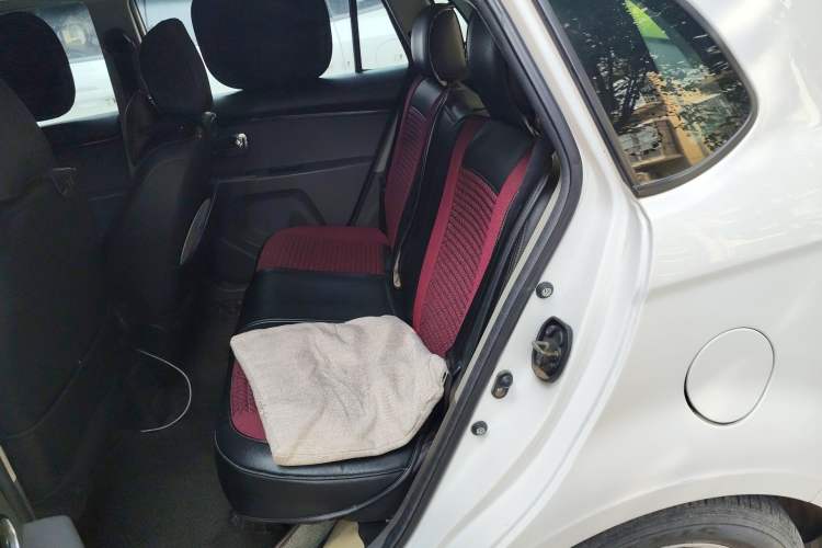 Used Jinbei Zhishang S30 2014 1.5L Manual Elite Model
