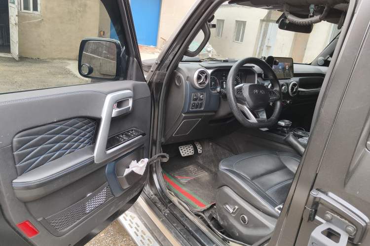Used BAIC Off-Road BJ40 2023 2.0D Automatic Four-Wheel Drive Blade Hero Edition Adventurer Type (with Front and Rear Electronic Locks)