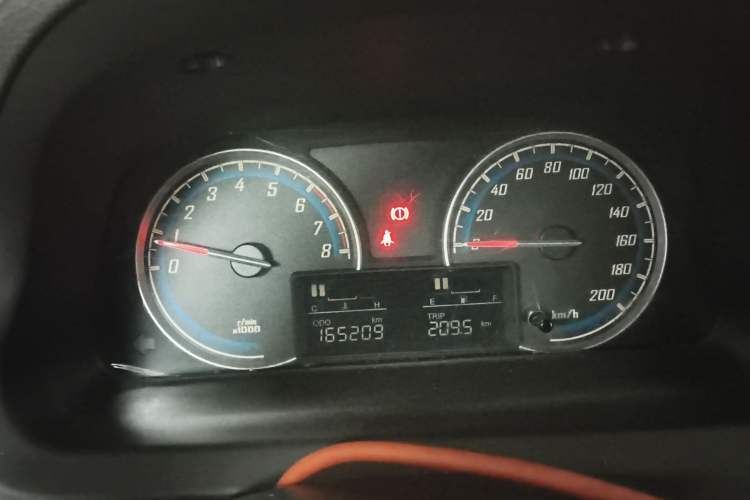 Used Baojun 730 2014 1.5L manual Comfort version 7 seats
