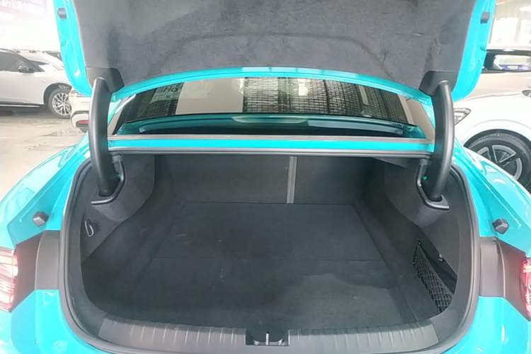 Used Xiaomi Auto SU7 2024 Rear-Drive Ultra-Long Range Advanced Pro-Level Intelligent Driving Version
