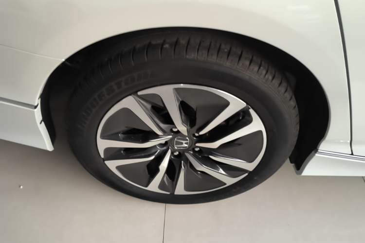 Used Honda Accord 2022 Xingyue L Hybrid 2.0L Rui Ku Edition Right Rear Wheel Hub