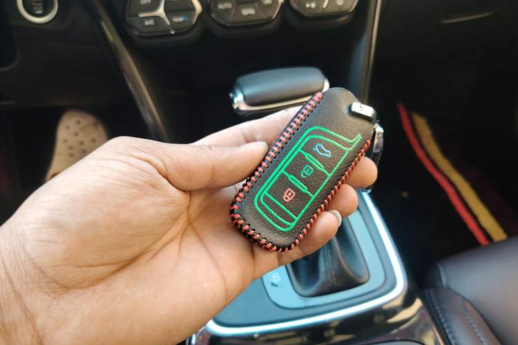 Used GAC Trumpchi GS4 2018 235T Automatic Two-Wheel Drive Luxury Smart Connectivity Millionth Anniversary Edition Interior 1