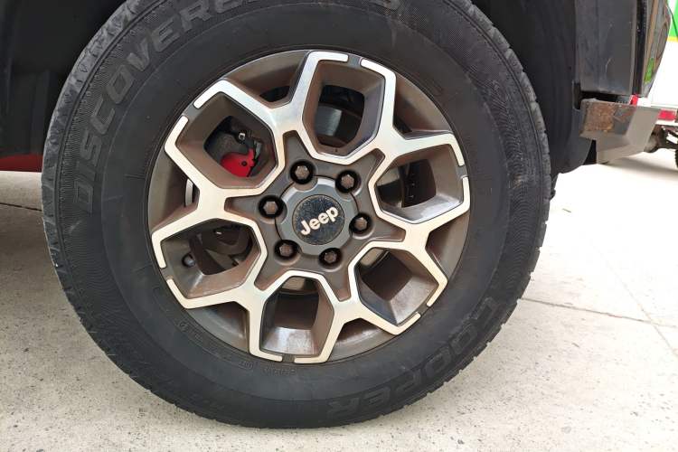 Used BAIC Off-Road BJ40 2018 PLUS 2.3T Automatic Four-Wheel Drive Flagship Version China V Emission Standard
