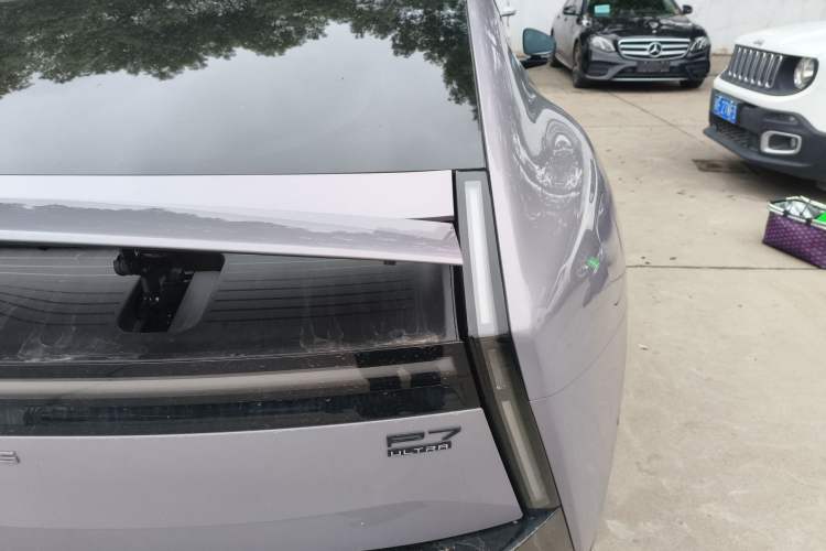 Used XPeng P7 2025 Model—750 All-Wheel-Drive High-Performance Ultra