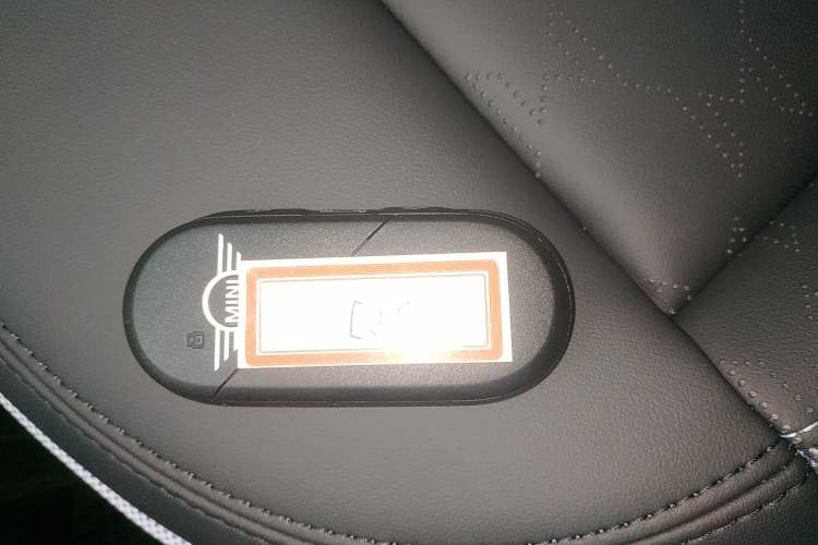 Used MINI Electric MINI COOPER 2025 Model Facelift 466km COOPER E Classic Style
