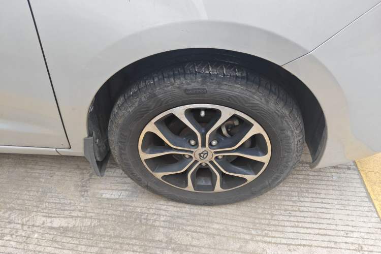 Used CHANGAN KAICHENG Oushang A600 2016 1.5L Manual Luxury 7-Seater
