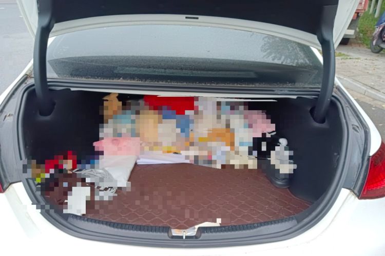 Used Mercedes-Benz C-Class 2022 Revised C 260 L Starry Night Sport Edition Trunk