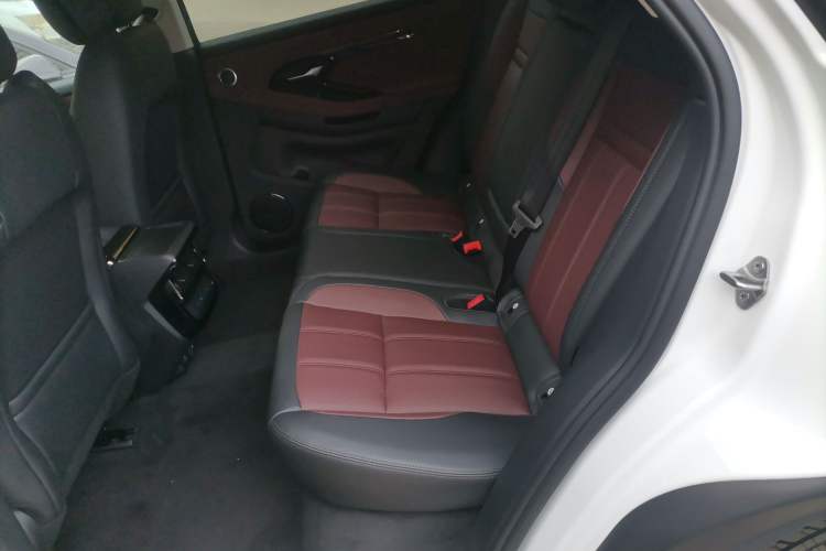 Used Land Rover Range Evoque 2024 Aurora L 249 PS Prestige Light-Chasing Edition
