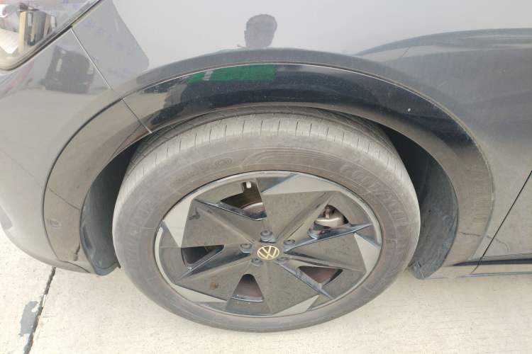 Used Volkswagen ID.UNYX 2024 Pro Long-Range Version Exterior 4