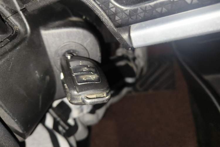 Used Geely Auto Vision X1 2017 1.3L Manual Frenzy Edition