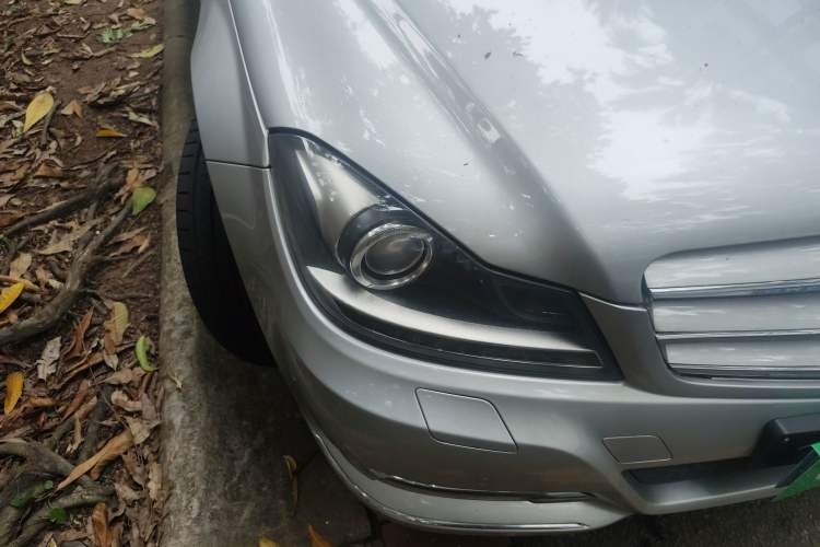 Used Mercedes-Benz C-Class 2011 C 200 CGI Fashion Model Right Front Headlight