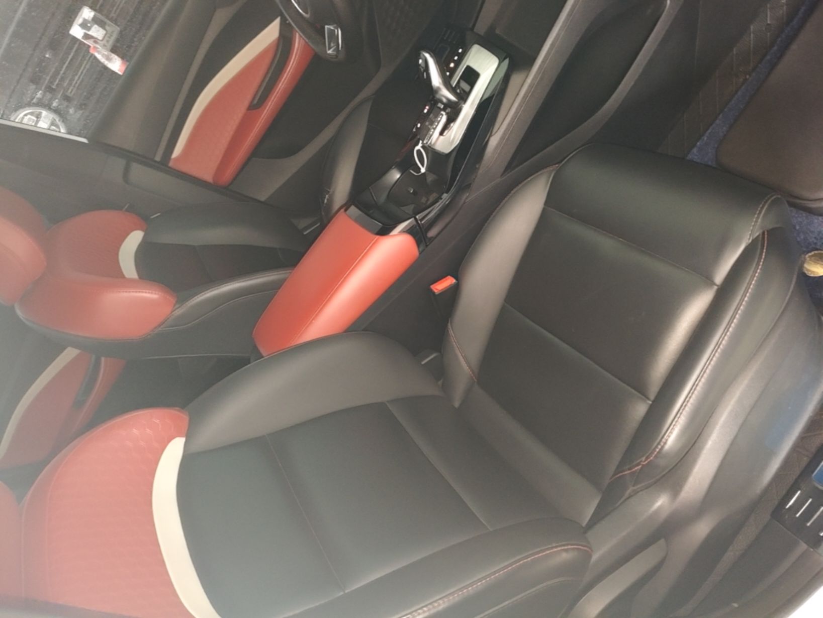 MG 5 2021 Revised 300TGI DCT Qingshè Luxurious Enjoyment Edition — снимка 19