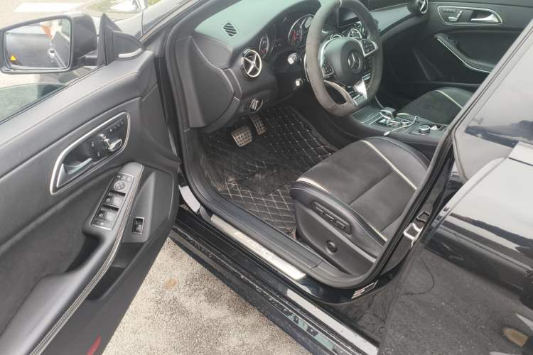 Used Mercedes-Benz CLA AMG 2017 Facelift AMG CLA 45 4MATIC Driver Seat