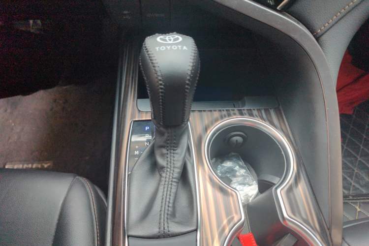 Used Toyota Camry 2019 2.0G Luxury Edition China VI Standard