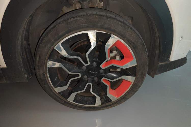 Used Lynk & Co 06 2020 1.5T YAO Halo Right Front Wheel Hub