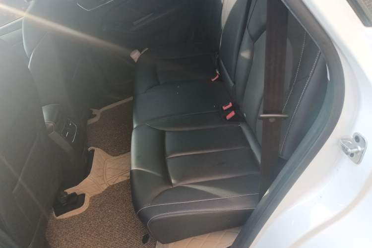 Used Roewe RX5 2018 20T Two-Wheel Drive Automatic Internet Smart Luxury Edition
