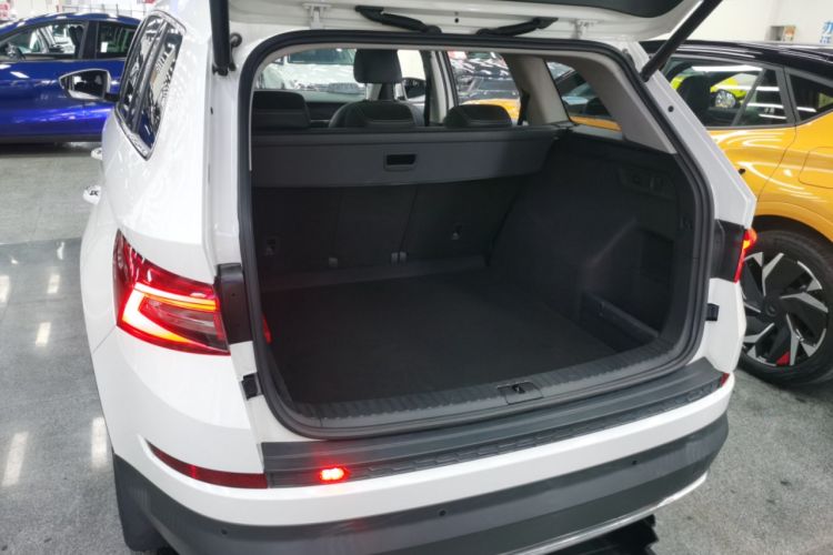 Used Skoda Kodiaq 2018 TSI330 5-Seater Two-Wheel-Drive Luxury Enjoyment Edition Trunk