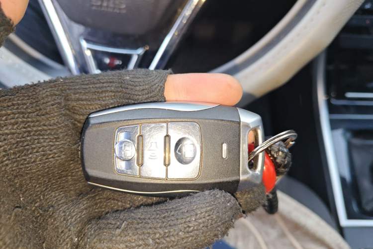 Used Haval H2 2017 Red-Label 1.5T Manual Two-Wheel Drive Comfort Model