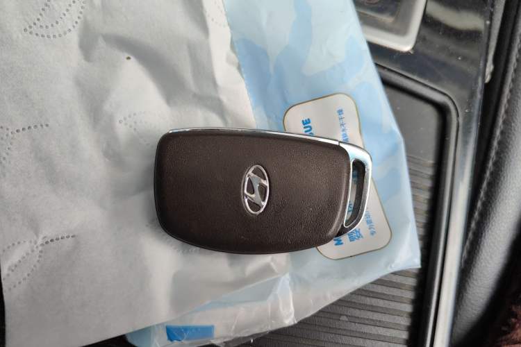 Used Hyundai Mistra 2014 1.8L Automatic Smart GLS Vehicle Key