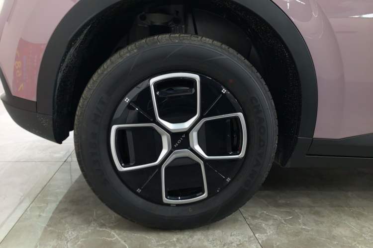 Used AION UT 2025 330 Starlight Edition
