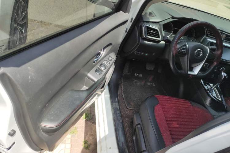 Used Nissan Lannia 2016 1.6L CVT Smart Cool Edition Driver Seat