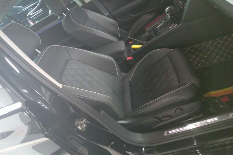 Used Volkswagen Magotan GTE Plug-in Hybrid 2022 GTE Luxury Model
