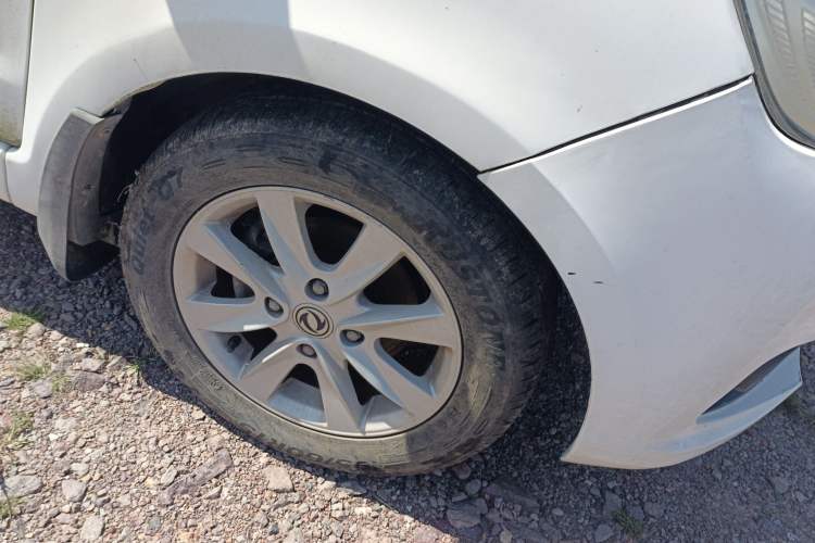 Used Dongfeng Fengon 330 2016 1.5L Manual Enjoyment Model DK15 Right Front Wheel Hub