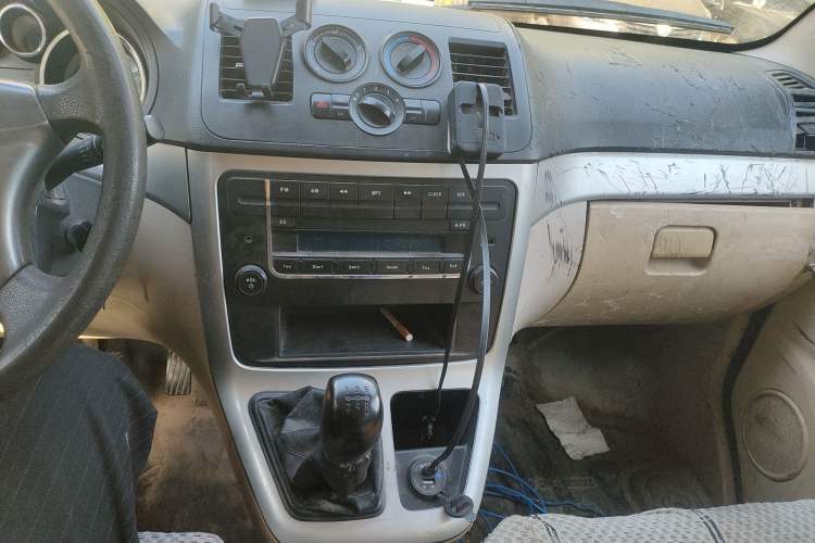 Used CHANGAN KAICHENG Ruixing M90 2016 2.0L Standard Version 4G94S
