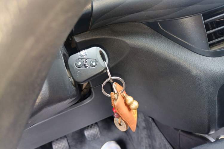 Used Jinbei Gold Hiace M Classic 2023 1.5L Engineering Lion Passenger Vehicle 5/6/7 Seats
