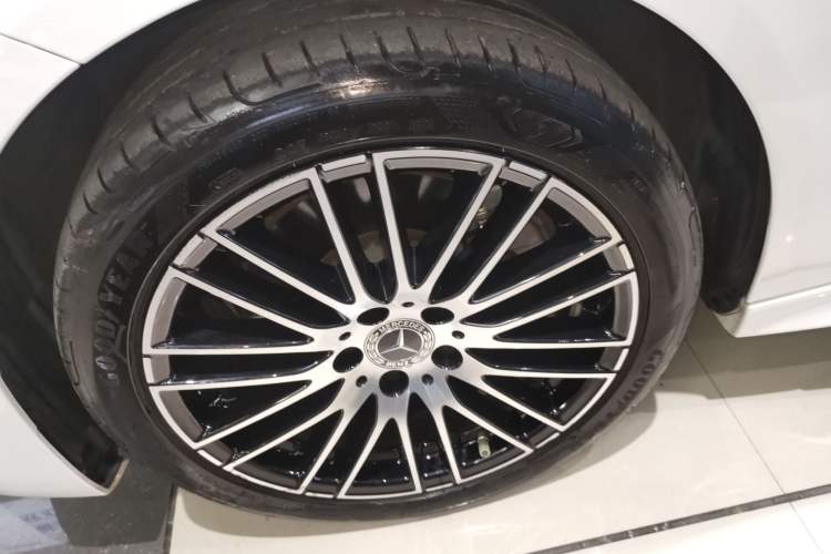 Used Mercedes-Benz C-Class 2023 Second Facelift C 260 L Sport Edition