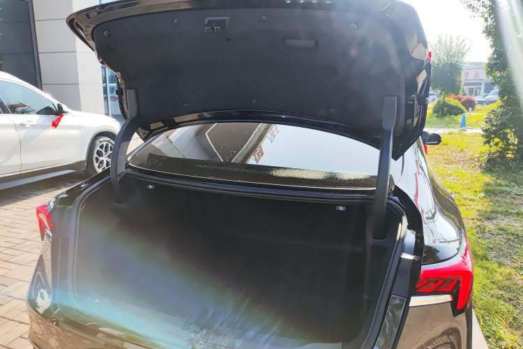 Used Buick LaCrosse 2024 28T Luxury Edition
