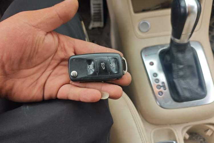 Used Volkswagen Tiguan 2013 2.0 TSI Automatic All-Wheel-Drive Flagship Edition Vehicle Key