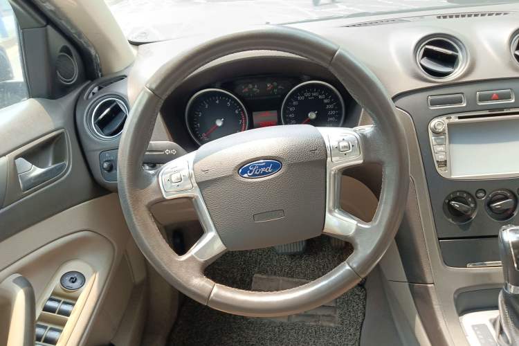 Used Ford Mondeo 2011 2.3L Fashion Edition
