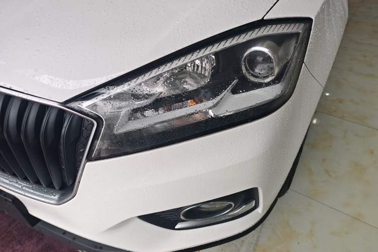 Used BORGWARD BX7 2016 28T 2WD Elite Edition 5-seater
