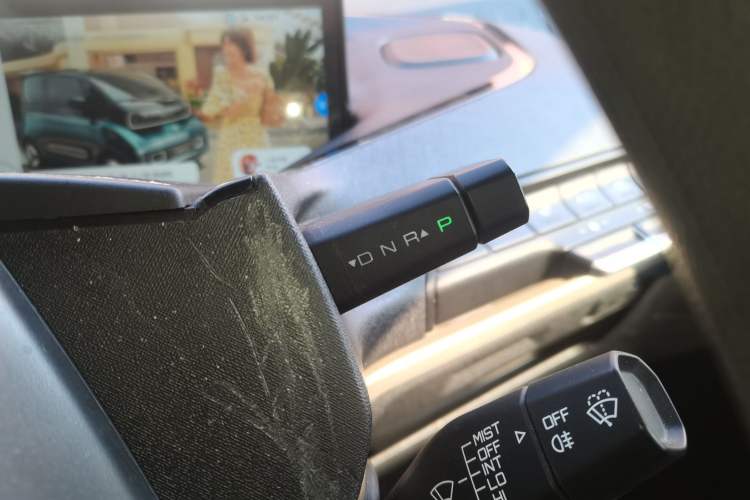 Used Baojun KiWi EV 2022 Artist Lite Edition Ternary Lithium Gear Lever