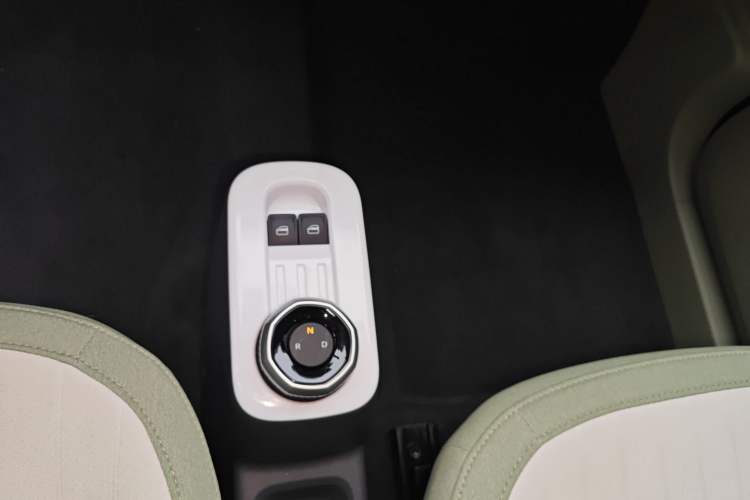 Used Geely Galaxy Panda 2025 210 km – Yuanqi Bear
