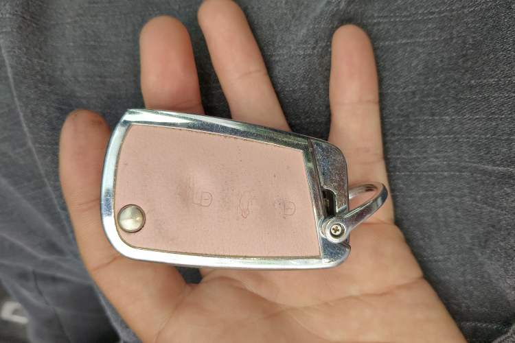 Used Volkswagen Tayron 2024 330TSI Two-Wheel Drive R-Line High-Energy Version Vehicle Key