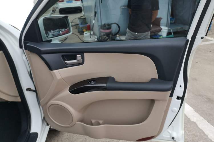 Used Kia Sportage 2013 2.0L Automatic Two-Wheel Drive GL Trim
