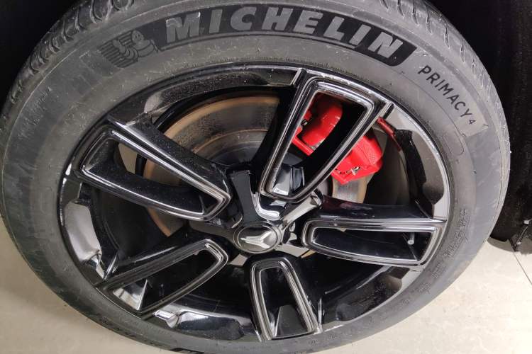 Used VOYAH FREE 2025 318 318 km Rear-Drive Touring Edition Right Rear Wheel Hub