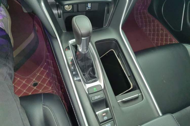 Used Honda Inspire 2022 260TURBO Elegant Edition Gear Lever