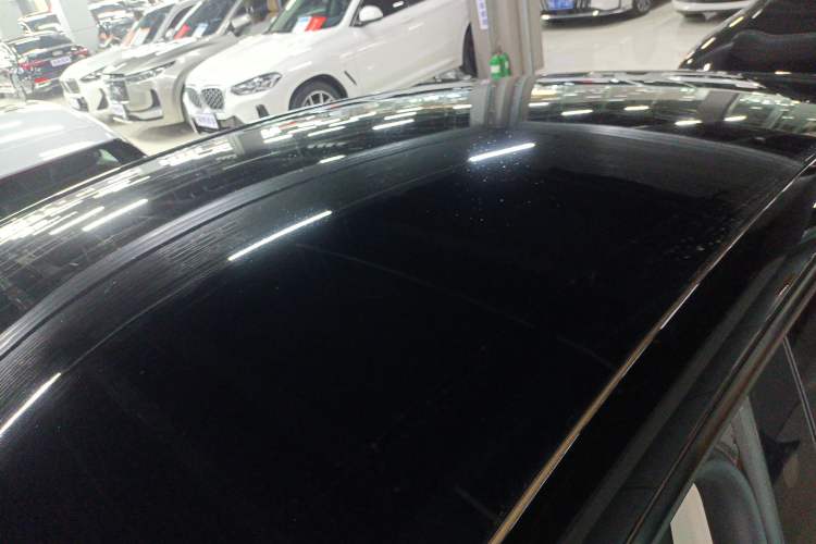 Used Tesla Model Y 2023 Long-Range All-Wheel-Drive Version