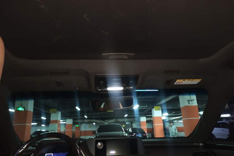 Used Lexus ES 2020 200 Excellence Edition
