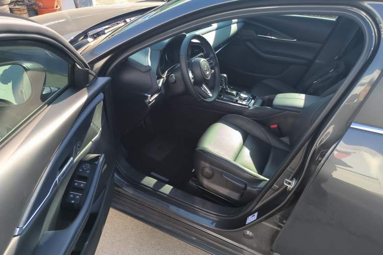 Used Mazda CX-30 2024 2.0L Automatic YAYUE Trim
