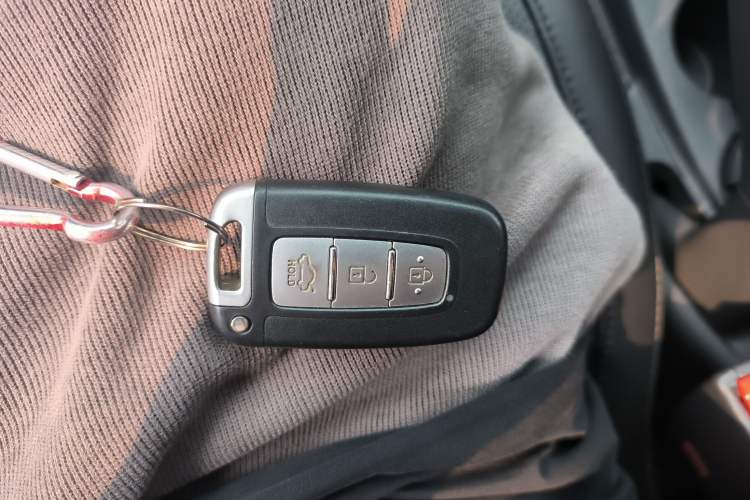 Used Kia K2 2015 Sedan 1.6L Automatic Transmission Premium