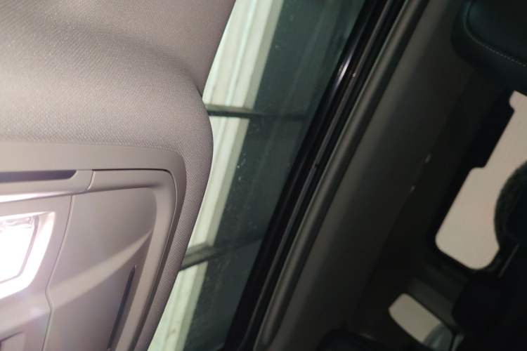 Used Tank 300 2023 2.0T Iron Rider 02 Headliner