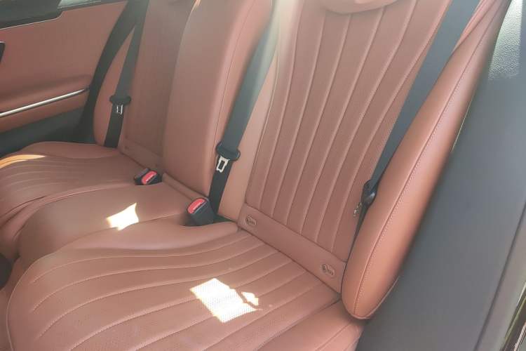 Used Mercedes-Benz S-Class 2022 S 400 L Business Model Left Rear Seat